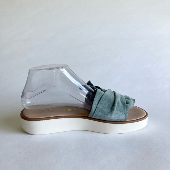 Seychelles Blue Suede Slide Sandals size 7.5 - Picture 6 of 12